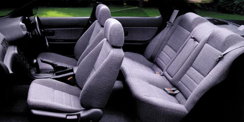 R32 Nissan Skyline Sedan Interior Picture